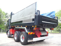 UDトラックスクオンダンプ大型（10t）[写真02]