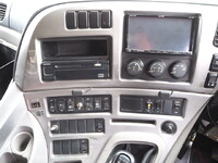 UDトラックスクオンダンプ大型（10t）[写真36]