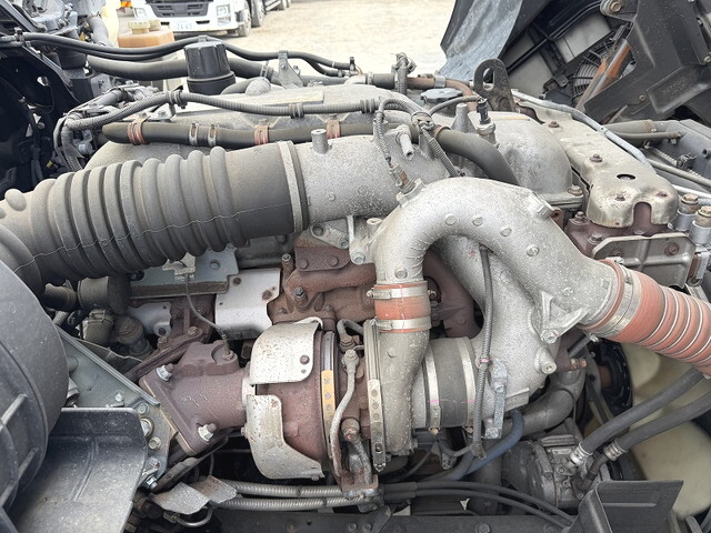 いすゞギガ冷凍車（冷蔵車）大型（10t）[写真19]