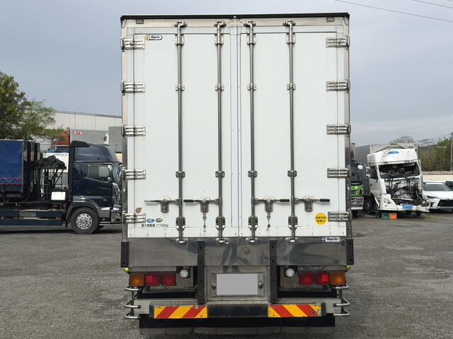 いすゞギガ冷凍車（冷蔵車）大型（10t）[写真05]