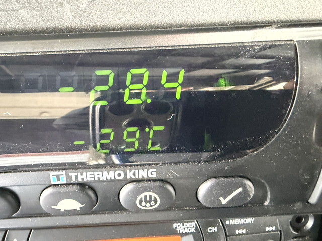 いすゞギガ冷凍車（冷蔵車）大型（10t）[写真08]