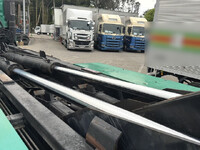 日野プロフィアコンテナ専用車大型（10t）[写真14]