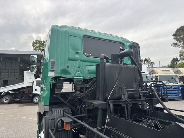 日野プロフィアコンテナ専用車大型（10t）[写真15]