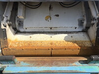 いすゞフォワードパッカー車（塵芥車）増トン（6t・8t）[写真12]