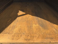 いすゞフォワードパッカー車（塵芥車）増トン（6t・8t）[写真20]