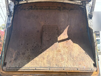 いすゞフォワードパッカー車（塵芥車）増トン（6t・8t）[写真21]