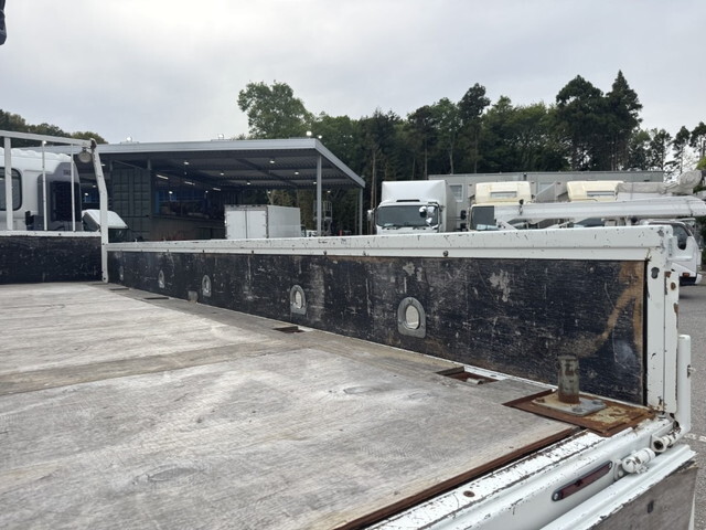 日野レンジャークレーン4段中型（4t）[写真11]