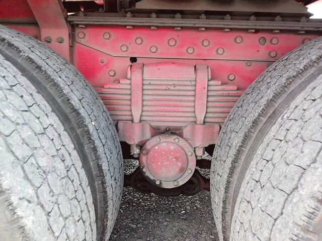 三菱ふそうスーパーグレート平床式トレーラー大型（10t）[写真10]