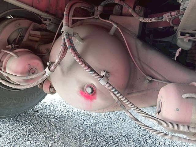 三菱ふそうスーパーグレート平床式トレーラー大型（10t）[写真12]