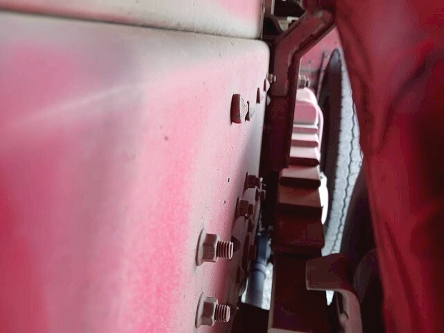 三菱ふそうスーパーグレート平床式トレーラー大型（10t）[写真13]