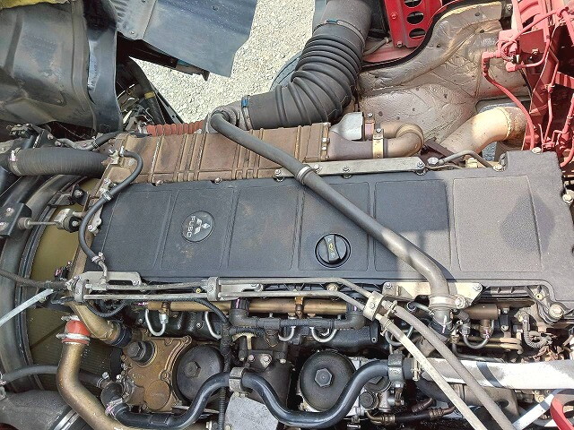 三菱ふそうスーパーグレート平床式トレーラー大型（10t）[写真20]