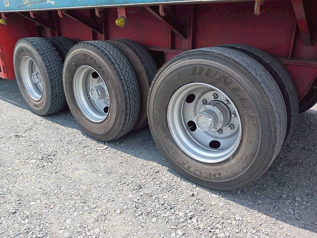 三菱ふそうスーパーグレート平床式トレーラー大型（10t）[写真35]