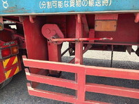 三菱ふそうスーパーグレート平床式トレーラー大型（10t）[写真37]