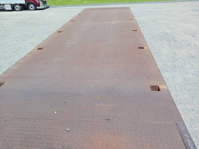 三菱ふそうスーパーグレート平床式トレーラー大型（10t）[写真38]