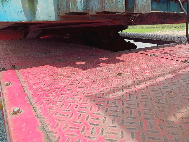 三菱ふそうスーパーグレート平床式トレーラー大型（10t）[写真08]