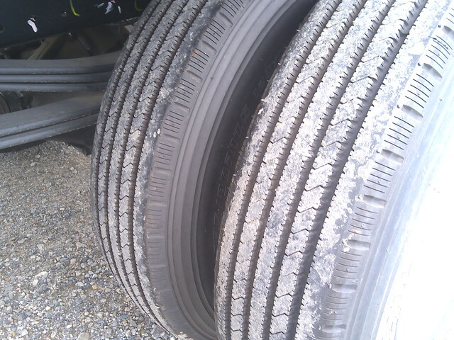 日野デュトロ平ボディ小型（2t・3t）[写真11]