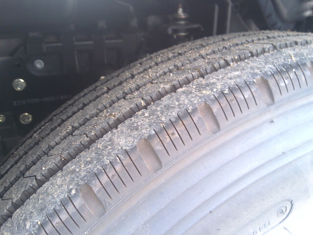 日野デュトロ平ボディ小型（2t・3t）[写真09]