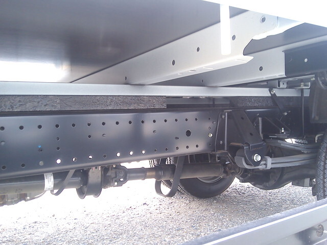 日野デュトロ平ボディ小型（2t・3t）[写真14]