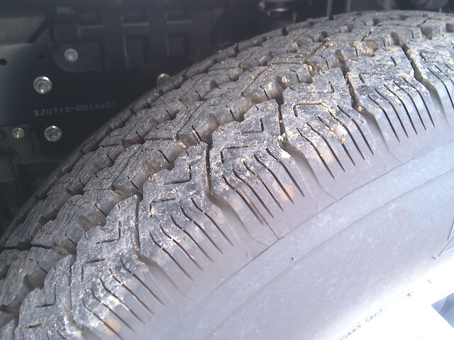 日野デュトロ平ボディ小型（2t・3t）[写真09]