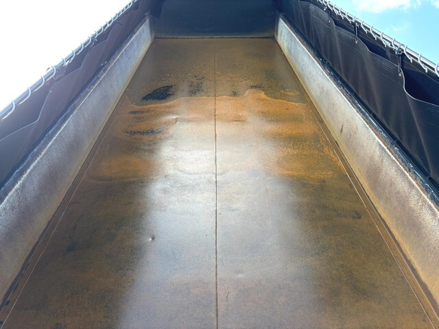 日野プロフィアダンプ大型（10t）[写真10]