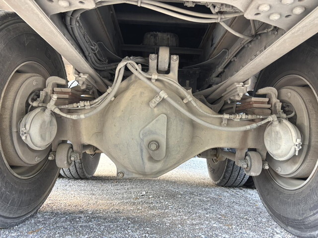 日野プロフィアダンプ大型（10t）[写真23]