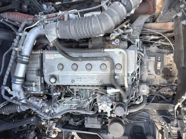 日野プロフィアダンプ大型（10t）[写真36]