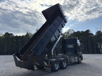 日野プロフィアダンプ大型（10t）[写真09]