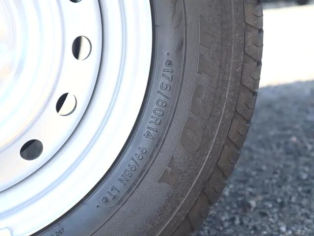 マツダボンゴ平ボディ小型（2t・3t）[写真19]