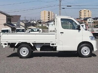 マツダボンゴ平ボディ小型（2t・3t）[写真06]