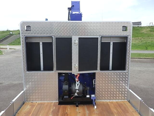 日野プロフィアセルフクレーン4段大型（10t）[写真13]