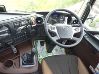 日野プロフィアセルフクレーン4段大型（10t）[写真27]