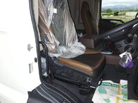 日野プロフィアセルフクレーン4段大型（10t）[写真28]