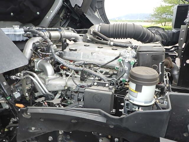 日野プロフィアセルフクレーン4段大型（10t）[写真29]