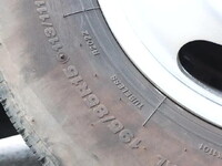 三菱ふそうキャンター平ボディ小型（2t・3t）[写真20]