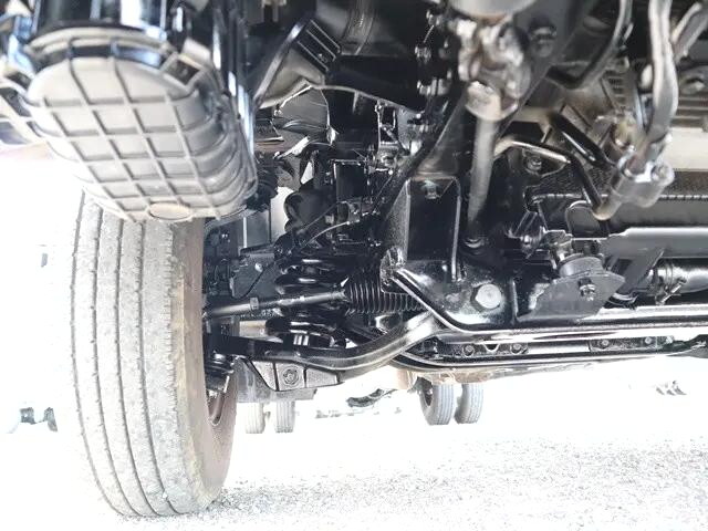 三菱ふそうキャンター平ボディ小型（2t・3t）[写真21]