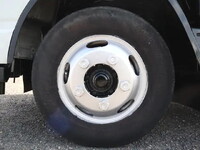 三菱ふそうキャンター平ボディ小型（2t・3t）[写真24]