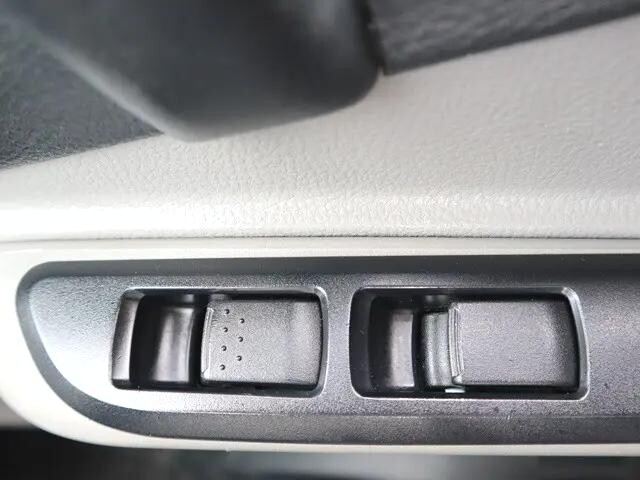 三菱ふそうキャンター平ボディ小型（2t・3t）[写真38]