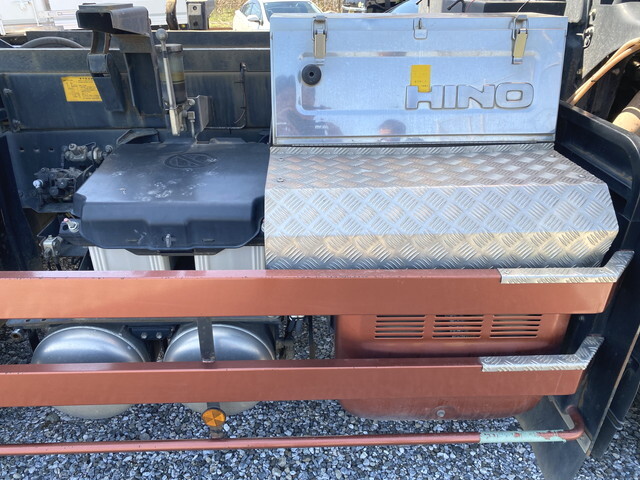 日野プロフィアダンプ大型（10t）[写真09]