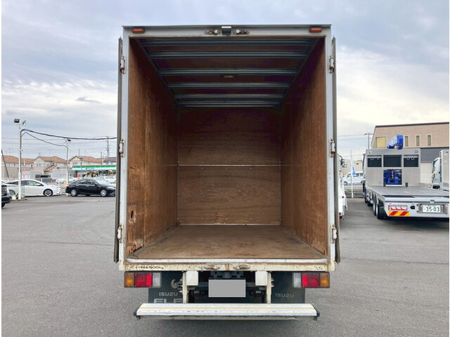 いすゞエルフアルミバン小型（2t・3t）[写真10]