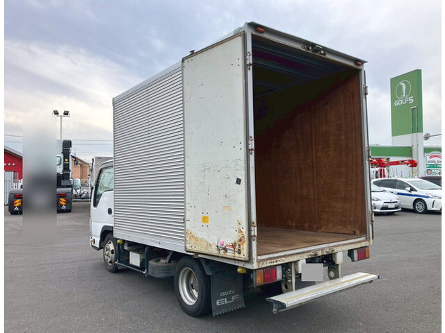 いすゞエルフアルミバン小型（2t・3t）[写真11]