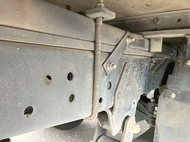 いすゞエルフアルミバン小型（2t・3t）[写真24]