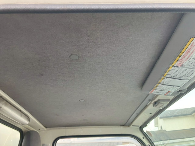 いすゞエルフアルミバン小型（2t・3t）[写真25]