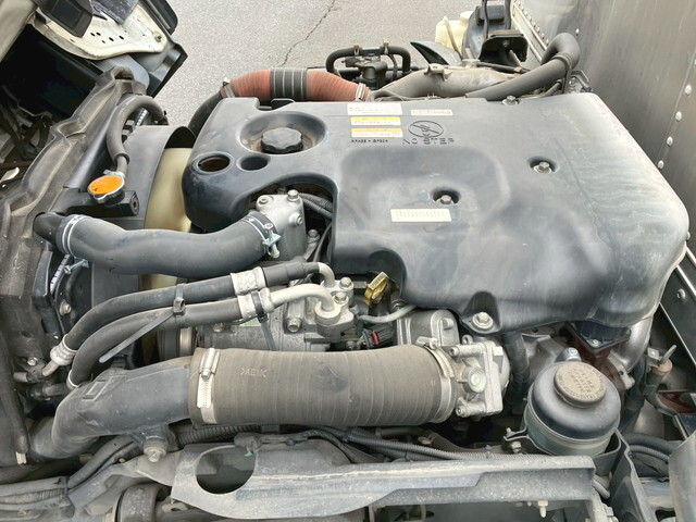 いすゞエルフアルミバン小型（2t・3t）[写真28]