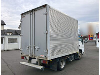 いすゞエルフアルミバン小型（2t・3t）[写真02]