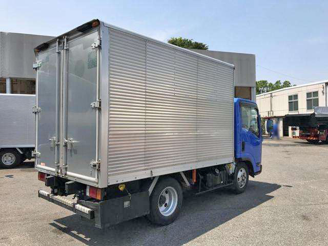 いすゞエルフアルミバン小型（2t・3t）[写真02]
