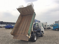 いすゞエルフダンプ・クレーン付小型（2t・3t）[写真02]