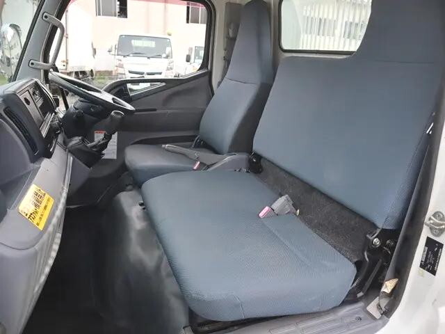 三菱ふそうキャンターダンプ小型（2t・3t）[写真30]