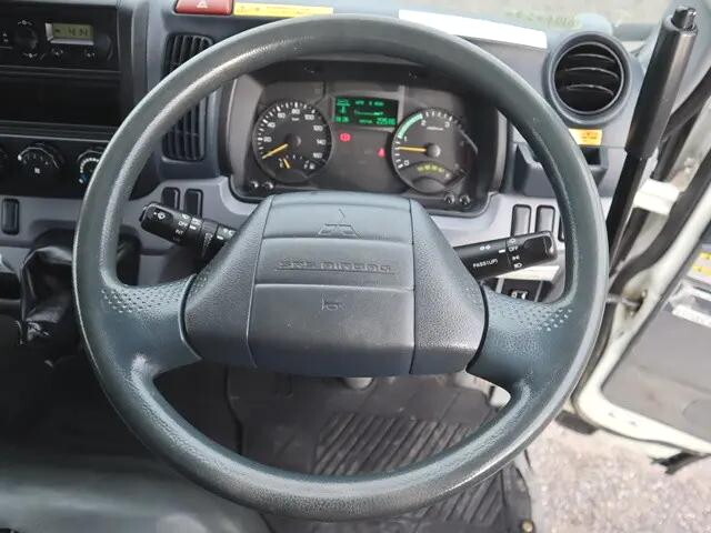 三菱ふそうキャンターダンプ小型（2t・3t）[写真31]