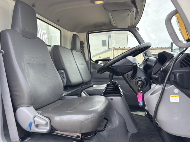 日野デュトロローダーダンプ小型（2t・3t）[写真28]