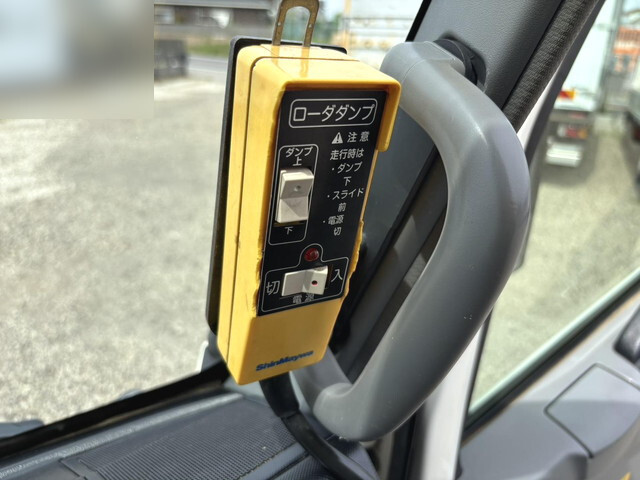 日野デュトロローダーダンプ小型（2t・3t）[写真34]